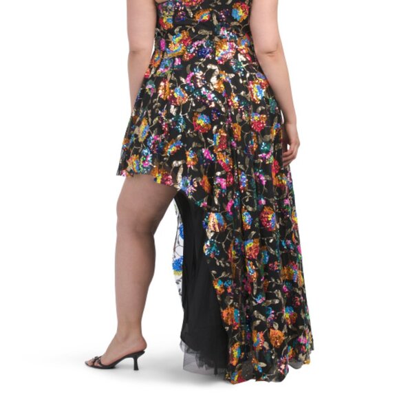 MAC DUGGAL Plus Sequin Embellished Asymmetrical Gown - Picture 6 of 6